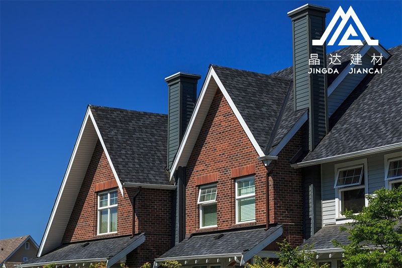 【瀝青瓦廠家】說說玻纖瓦的優(yōu)點 【瀝青瓦廠家】說說玻纖瓦的優(yōu)點